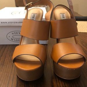 Steve Madden dulce tan heel size 7.5